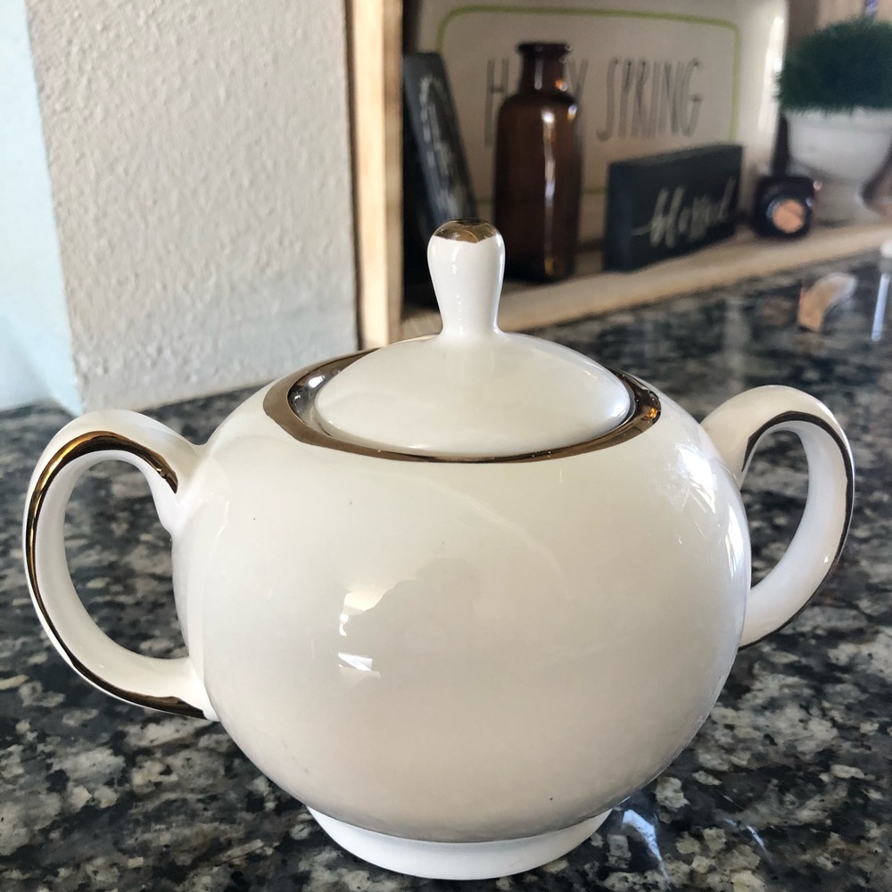 Sugar holder